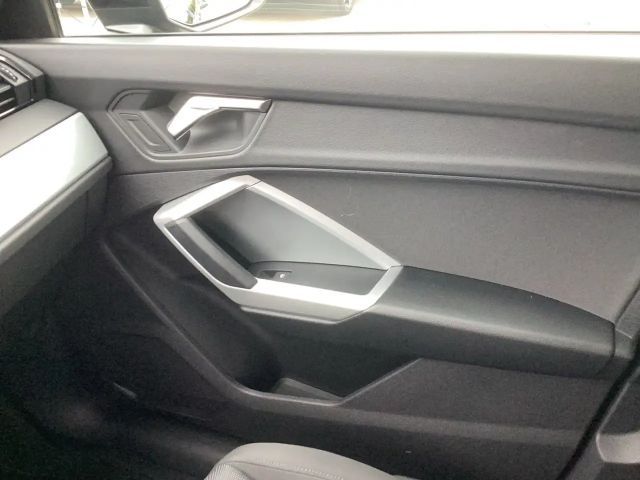 Audi Q3 45 TFSI Hybride