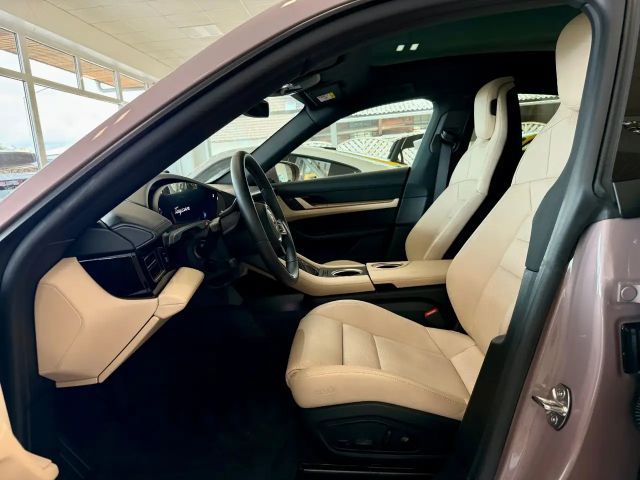 Porsche Taycan Performance Plus