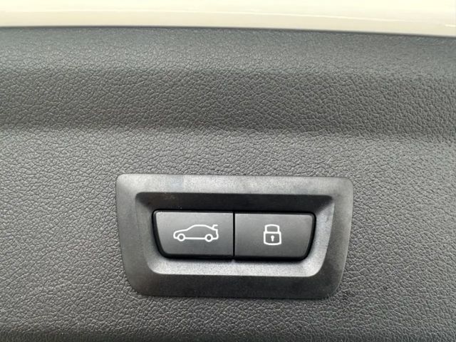 BMW 120 120d M-Sport Sedan