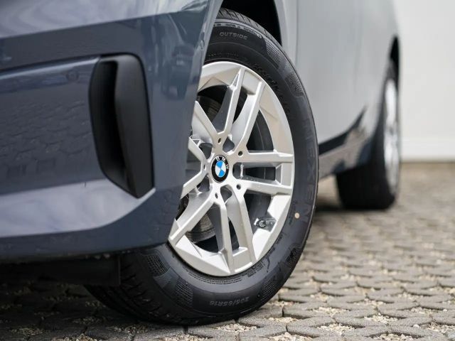 BMW 220 220i Active Tourer