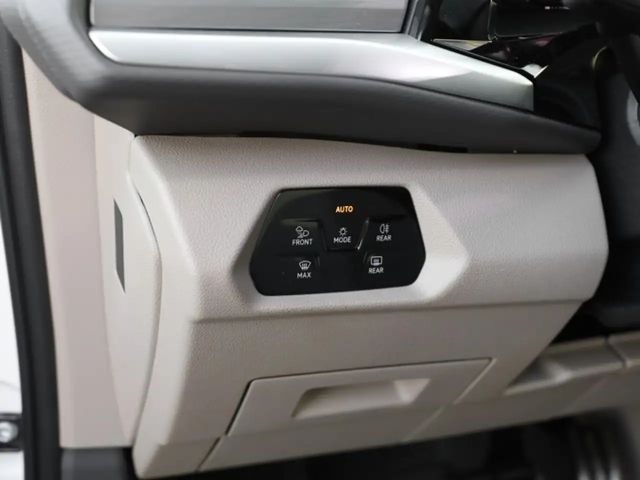 Volkswagen Multivan 2.0 TDI DSG Lang T7