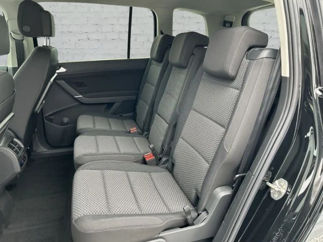 Volkswagen Touran 1.5 TSI DSG R-Line
