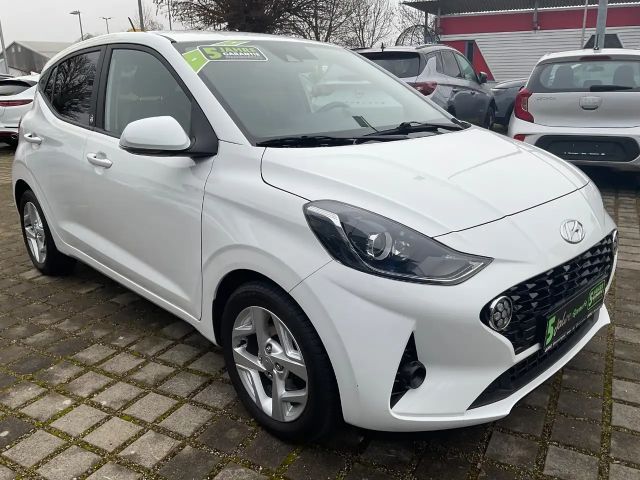 Hyundai i10 1.0