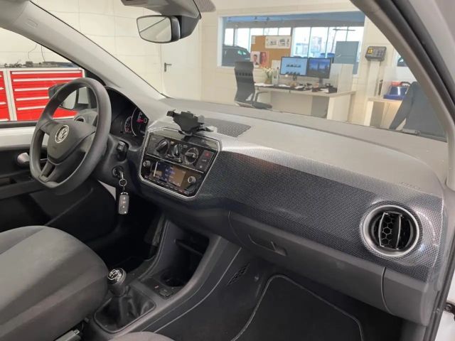 Volkswagen up! 1.0 KLIMA DAB+ ESP ZV ABS GANZJAHRESREIFEN