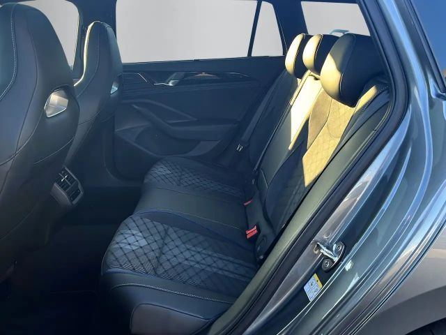 Volkswagen Passat 2.0 TDI DSG R-Line