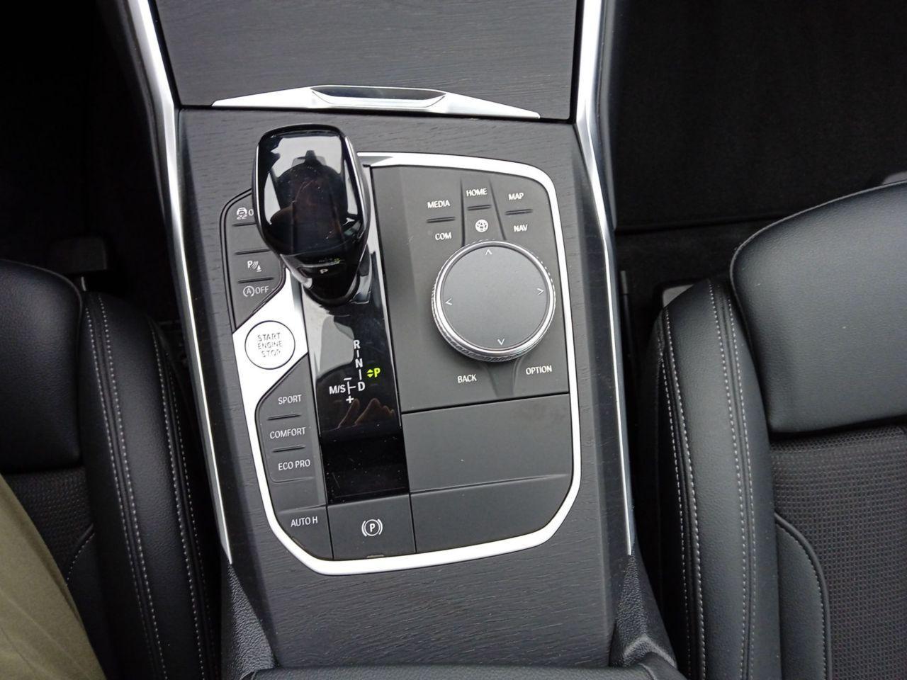 BMW 318 318i Coupé Gran Coupé Sedan