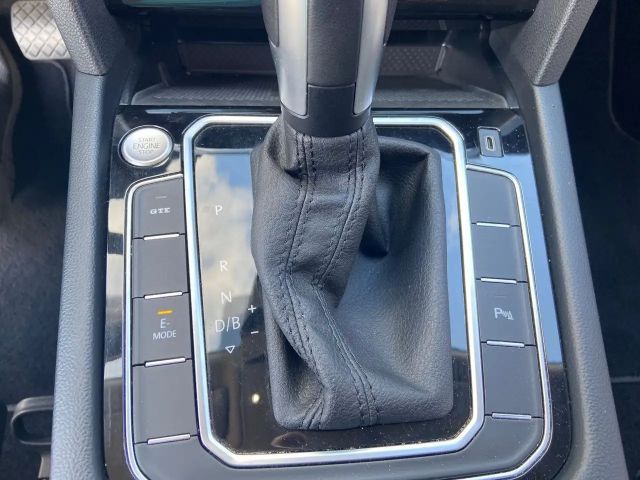 Volkswagen Passat GTE Variant