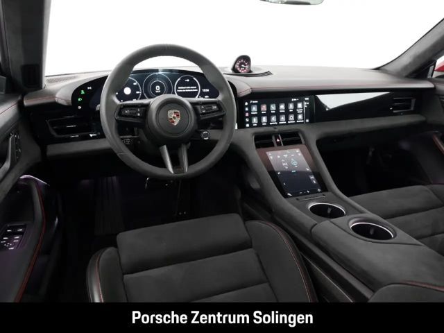 Porsche Taycan GTS Sport Turismo