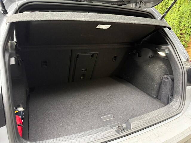 Volkswagen Golf 2.0 TSI DSG IQ.Drive