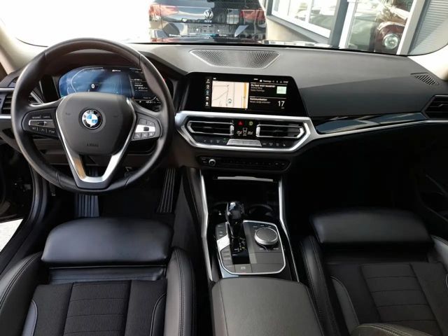 BMW 330 330e Touring