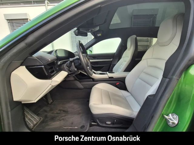 Porsche Taycan 4S Cross Turismo