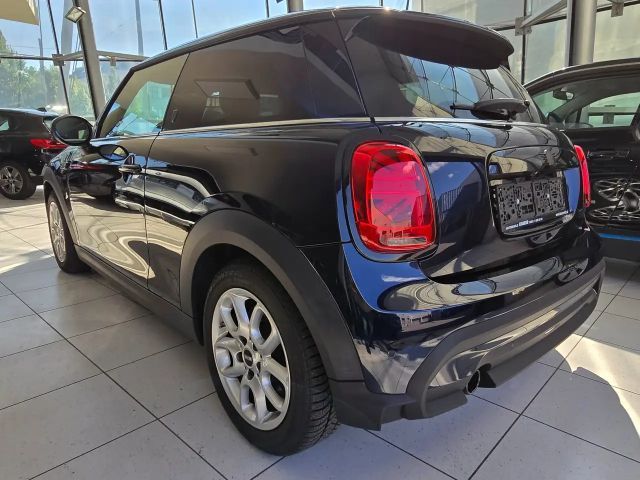 MINI Cooper 1,5 Aut. "Yours Trim" Vollleder/Sportsitze/LED