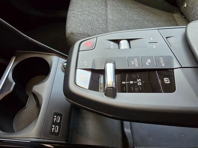 BMW 225 e Hybrid Allrad Aut. Head-Up/Rückfahrkamera