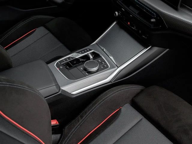 BMW 330 330e M-Sport Sedan xDrive
