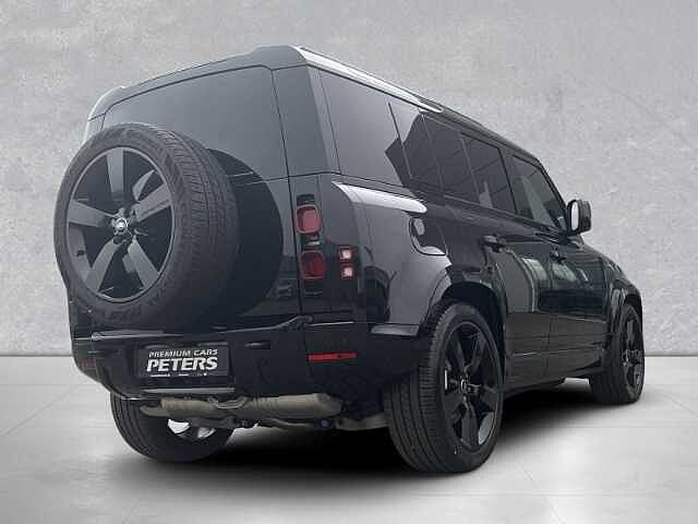 Land Rover Defender 110