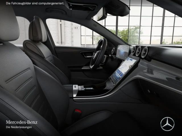 Mercedes-Benz C 200 AMG Line Sedan