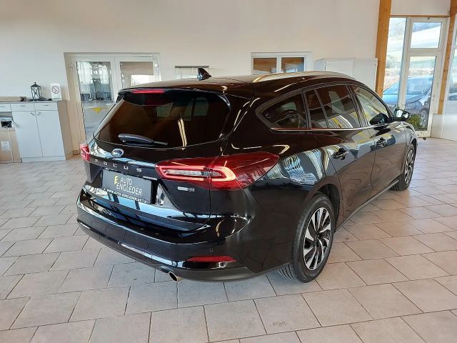 Ford Focus EcoBoost Titanium Wagon