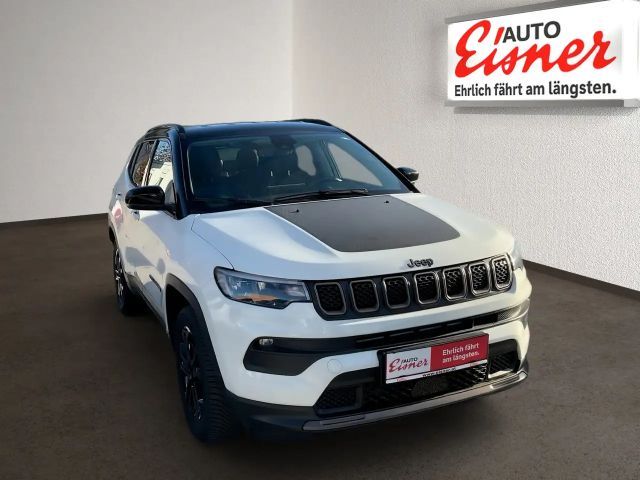 Jeep Compass 1.3 PHEV UPLAND AT
