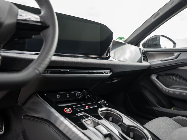 Audi A6 Avant Quattro S-Tronic