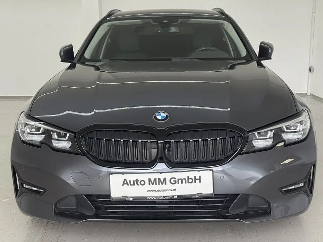 BMW 320 320d Touring xDrive