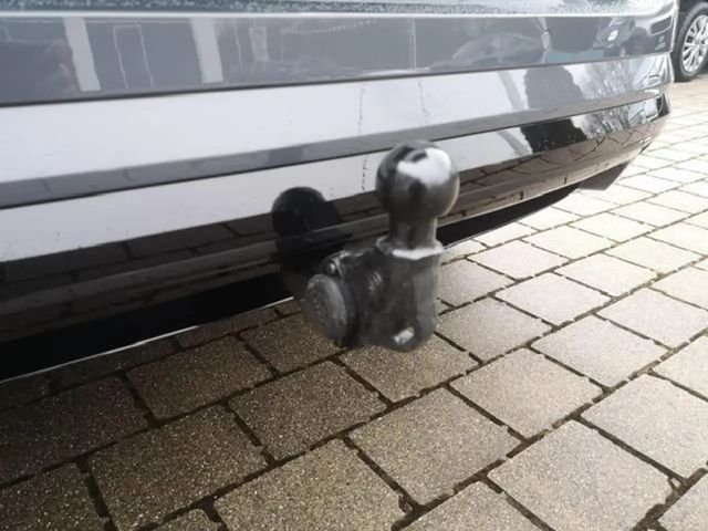 Volkswagen Touran 1.5 TSI DSG Highline R-Line