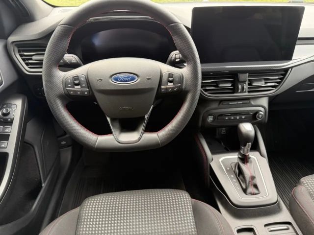 Ford Focus EcoBoost ST Line