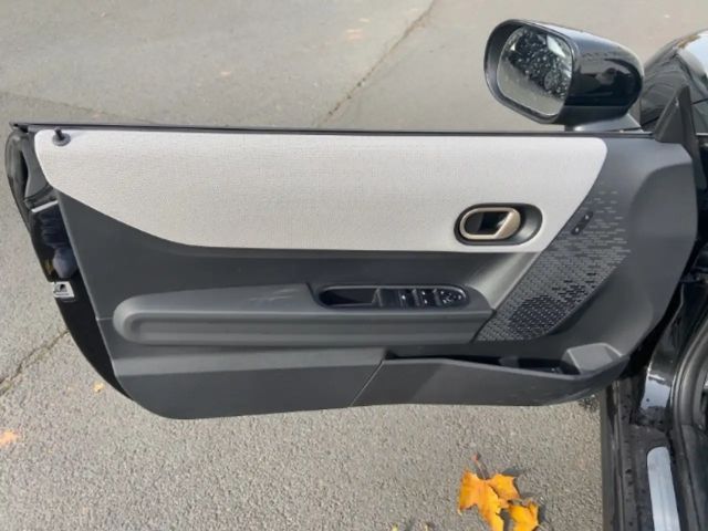 MINI Cooper S Cabrio Favoured Trim 18Zoll-LM LKR-HZG el.Sitze m. Memory