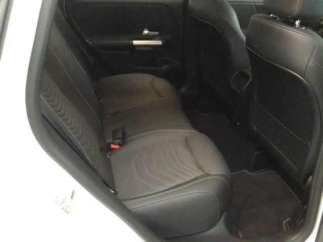 Mercedes-Benz B 200 Progressive