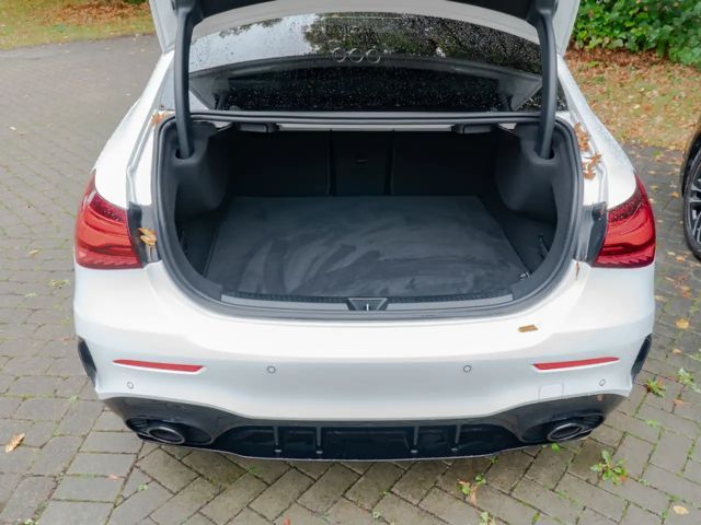 Mercedes-Benz A 35 AMG 4MATIC AMG Line