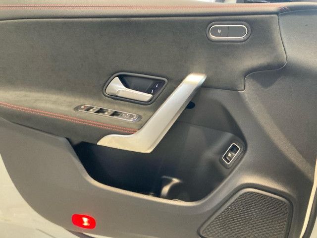 Mercedes-Benz CLA 220 AMG Line CLA 220 d Coupé