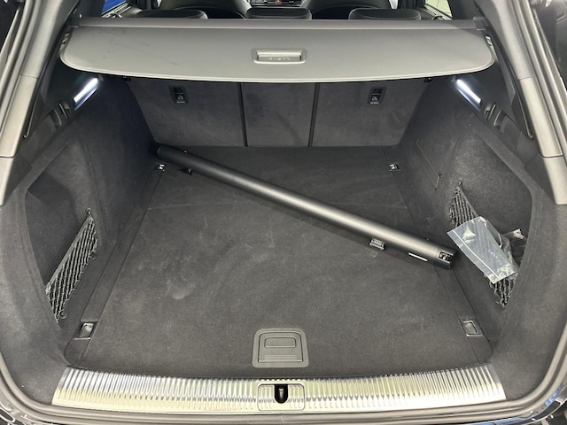 Audi A4 40 TFSI Avant Quattro S-Line S-Tronic