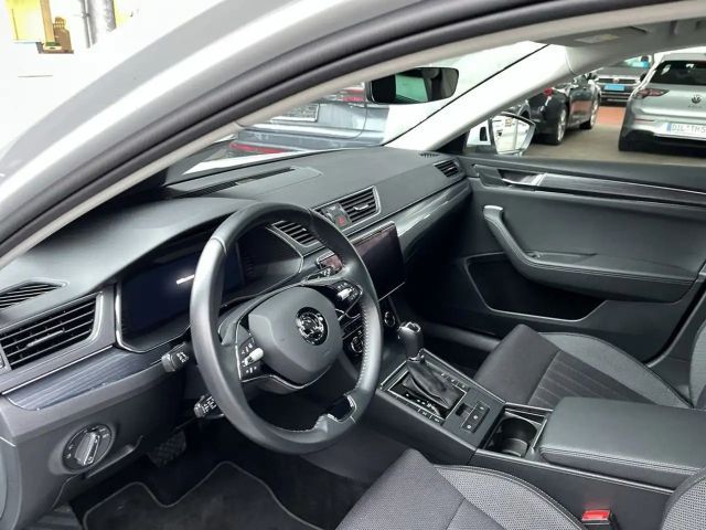Skoda Superb 2.0 TDI Combi Style Style