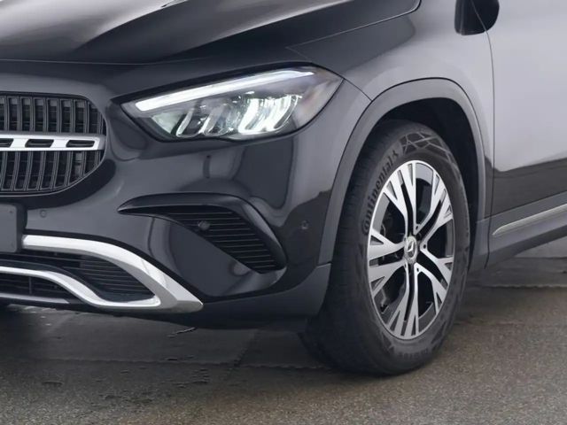Mercedes-Benz GLA 200 Progressive