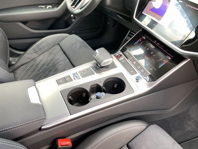 Audi S6 Avant Quattro