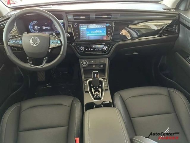 SsangYong Korando e motion Titanium