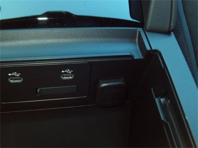 Mazda 3 Homura SkyActiv e-Skyactiv