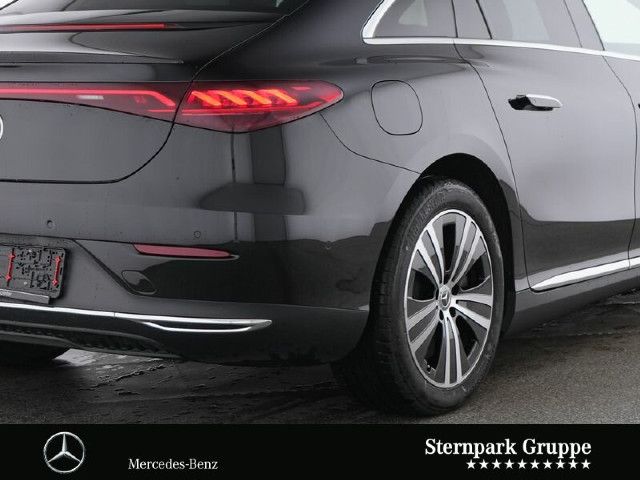 Mercedes-Benz EQE 300 Sedan