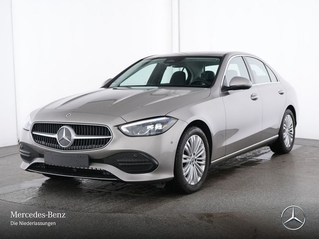 Mercedes-Benz C 180 Sedan