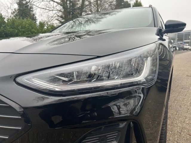 Ford Focus ST Line Wagon