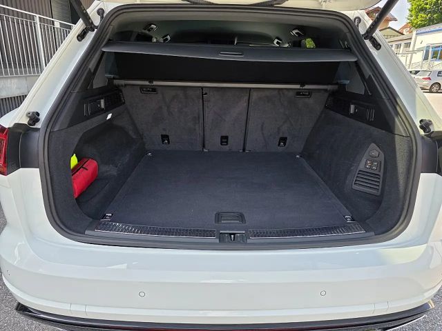 Volkswagen Touareg 4Motion R-Line