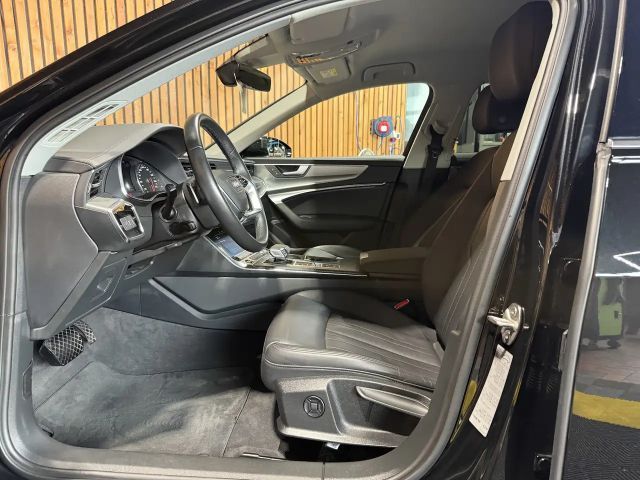 Audi A6 Avant Quattro