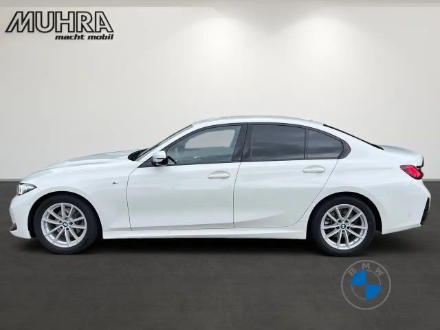 BMW 320 320d M-Sport Sedan