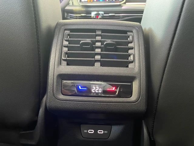 Volkswagen Golf DSG Style