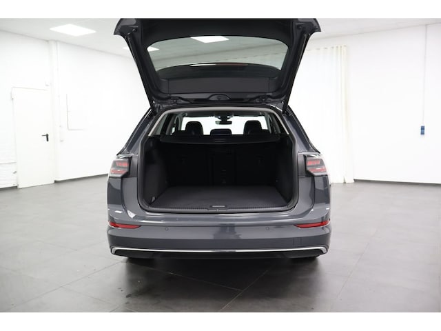 Volkswagen Golf 2.0 TDI DSG Golf VIII Variant