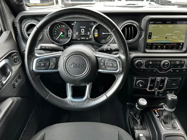 Jeep Wrangler 4xe Sahara