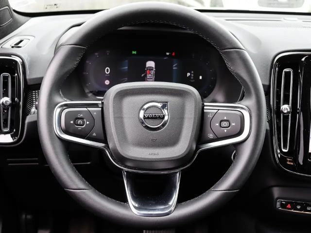 Volvo XC40 Dark Plus