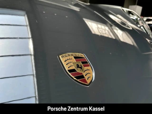 Porsche 992 Cabrio Carrera GTS Turbo