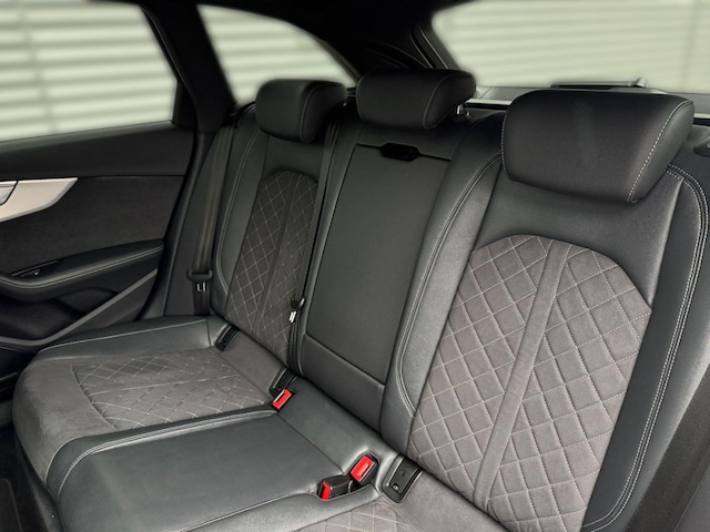 Audi RS4 Avant Quattro