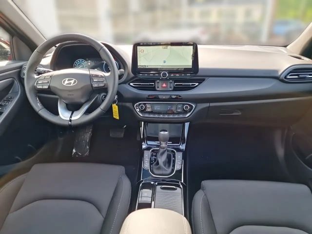 Hyundai i30 Advantage Hybrid T-GDi