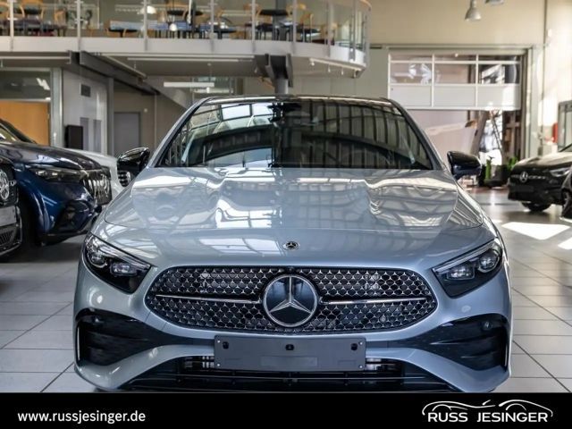 Mercedes-Benz A 220 4MATIC AMG Line